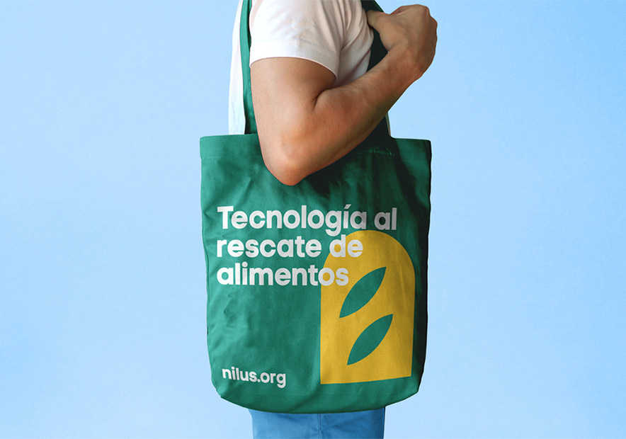 綠色的手提袋設計.jpg 綠色的手提袋設計.jpg