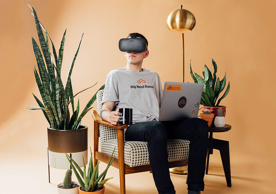 帽子造型logo標(biāo)貼應(yīng)用..jpg 帽子造型logo標(biāo)貼應(yīng)用..jpg