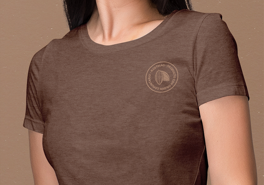 logo應用于女性T恤.jpg logo應用于女性T恤.jpg